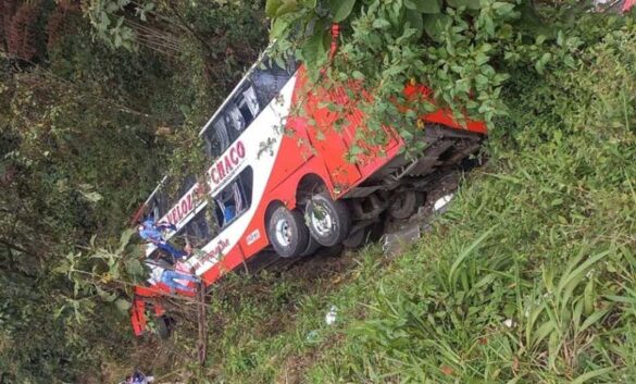 Accidente-autobus-muertos-Bolivia