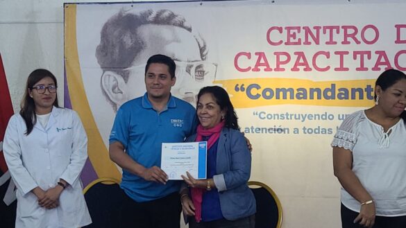 Servidores-certifican-conciencia-inclusion-1