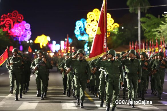 Ejército desfile heroico Nicaragua