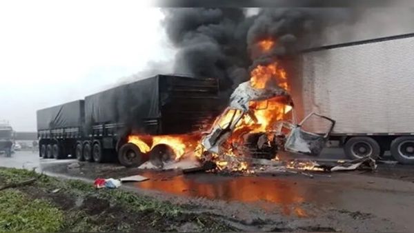 Choque-camiones-muertos-Brasil
