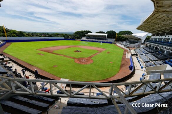 Estadio-Roberto-Clemente-listo