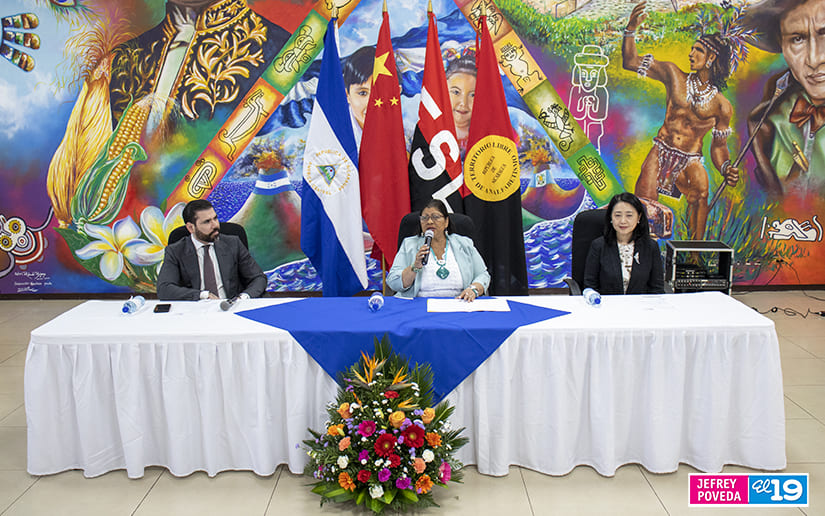 Estudiantes Nicaragüenses aprenderán Chino 2