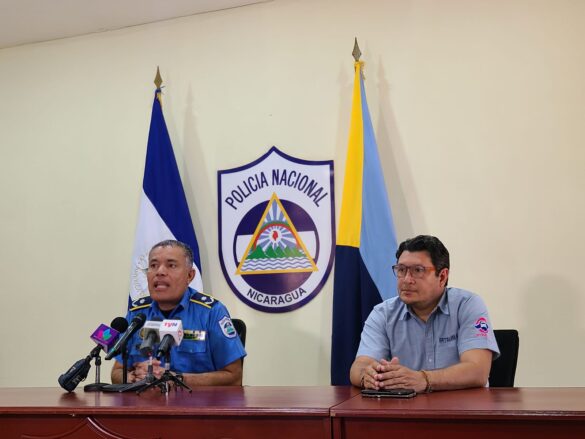 Policía Nacional conductores caponeras