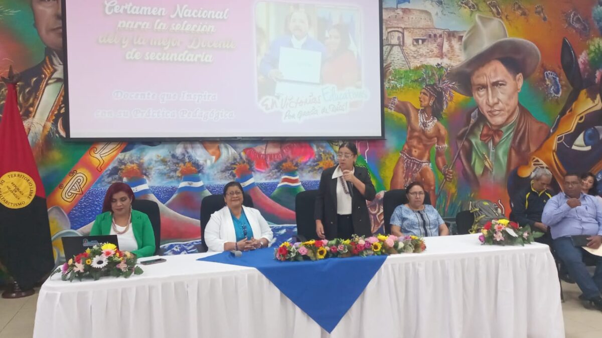 Certamen al mejor docente de Nicaragua, llega a su etapa final