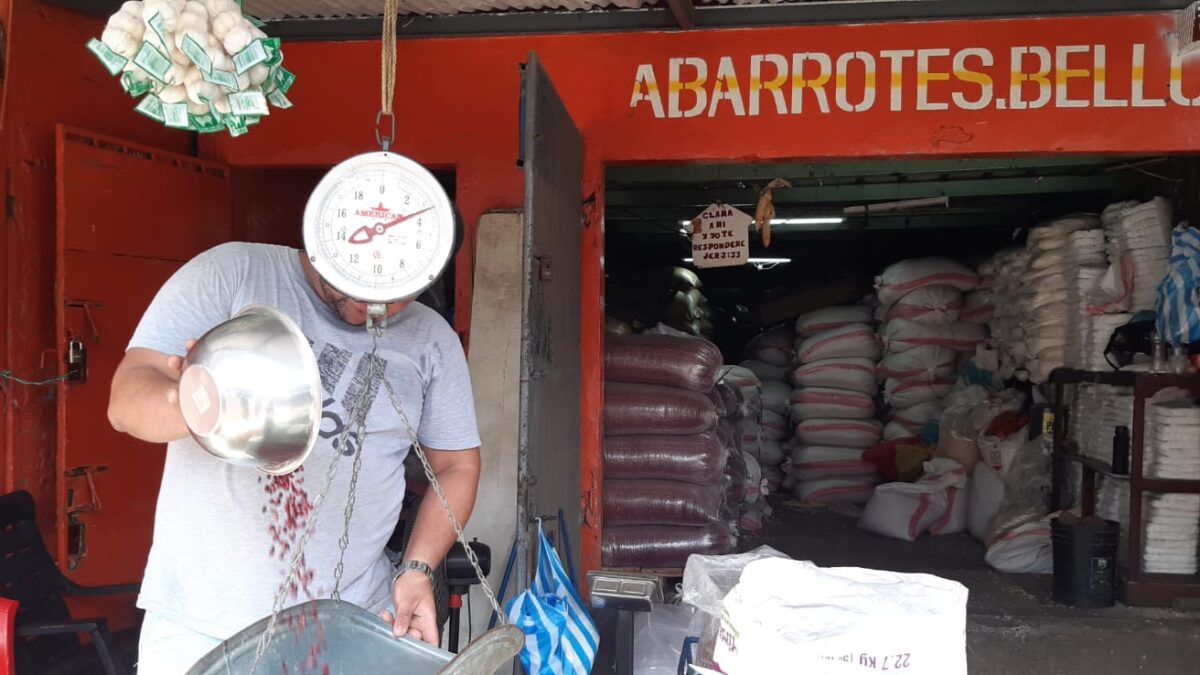 Baja el precio de los Frijoles en los mercados nicaragüenses