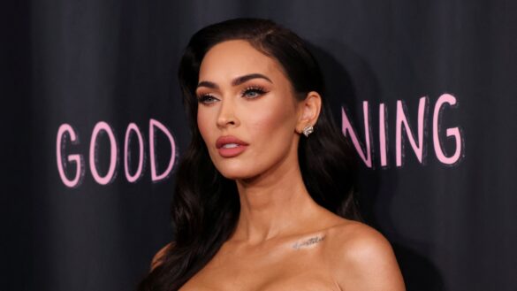 Megan Fox libera sus secretos a través de la poesía.