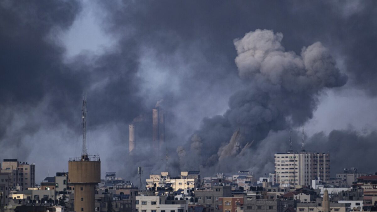Israel bombardea escuela de Gaza con saldo de 50 palestinos asesinados