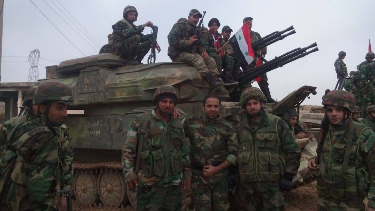 Siria desmoviliza nuevo grupo de reservistas y reclutas