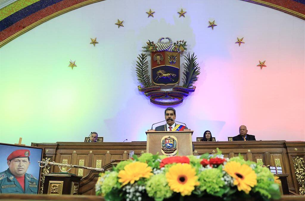 Presidente de Venezuela denunció intentos golpistas y de asesinatos
