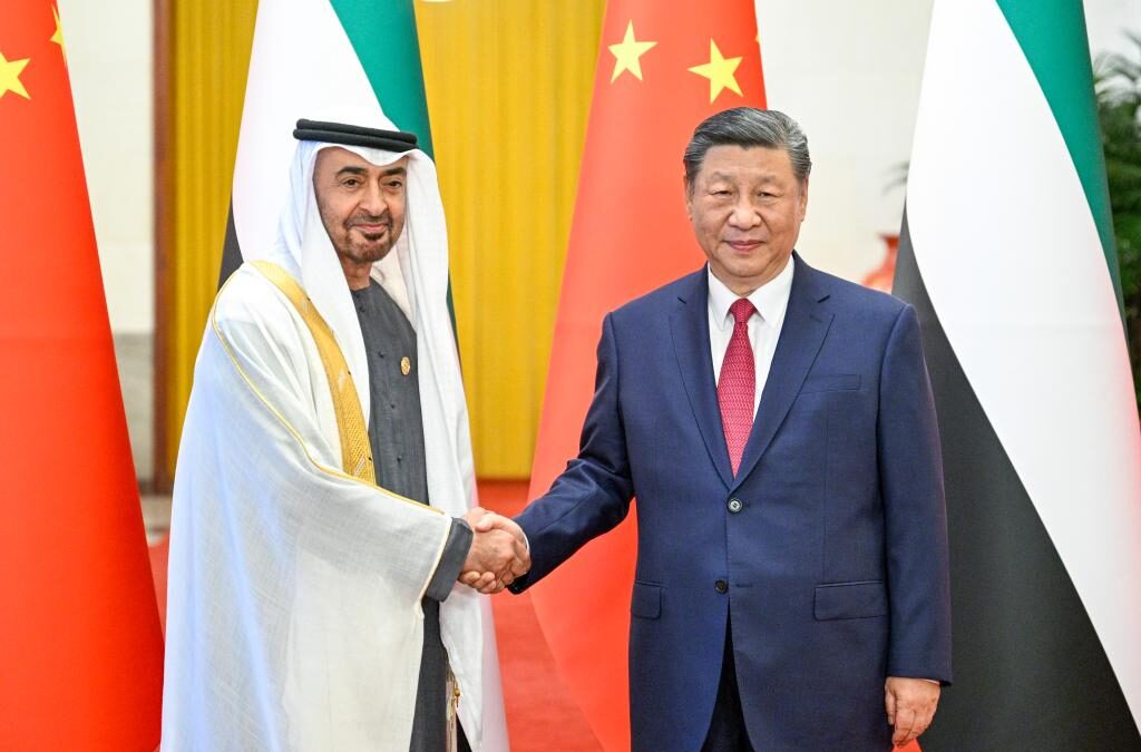 Presidente Xi sostiene conversaciones con presidente de Emiratos Árabes Unidos