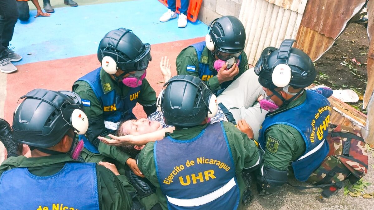 Pueblo nicaragüense participa en ejercicios de protección a la vida