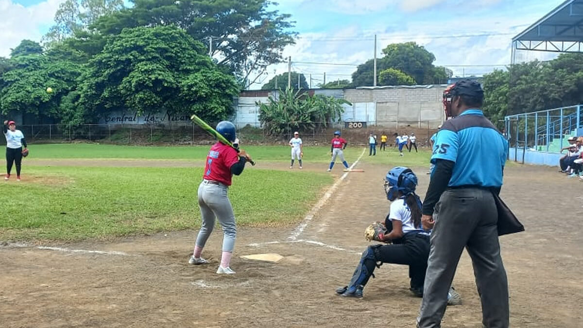 Realizan encuentro nacional de sóftbol femenino de secundaria