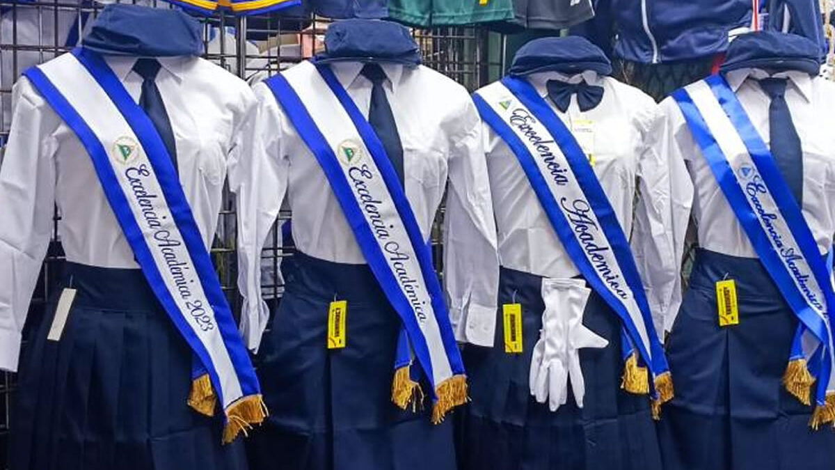 Mercado Israel Lewites con excelentes precios para las fiestas patrias