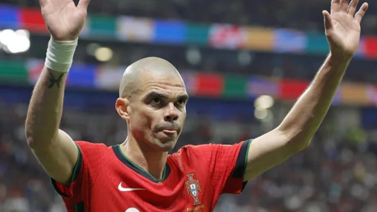 Pepe anuncia que se retira del fútbol profesional a los 41 años