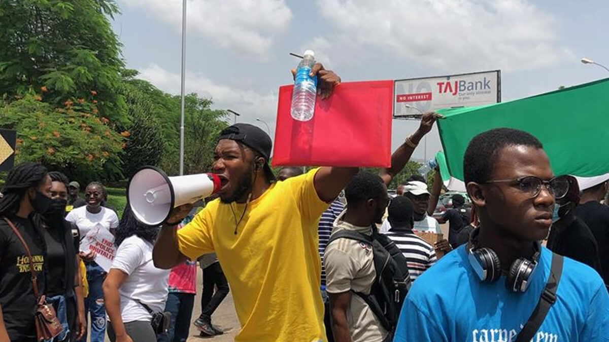 Persisten las tensiones en Nigeria tras protestas y toque de queda