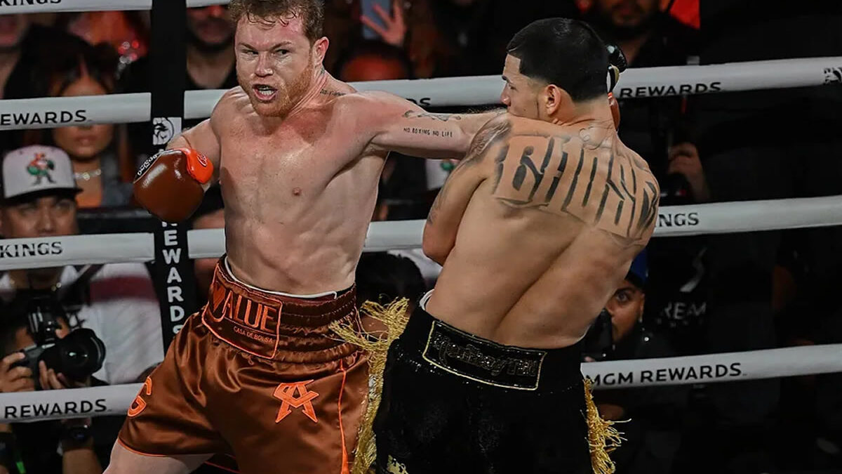 ‘Canelo’ Álvarez se impone a Berlanga por decisión unánime