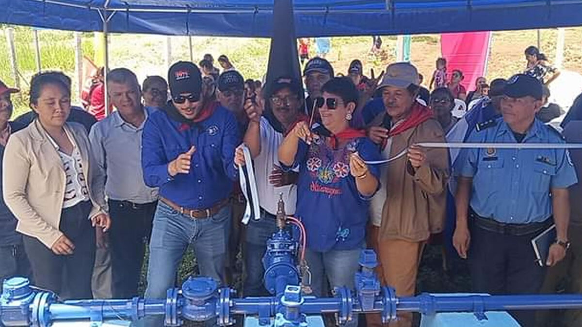 Inauguran pozo de agua potable en la comunidad El Aguacate