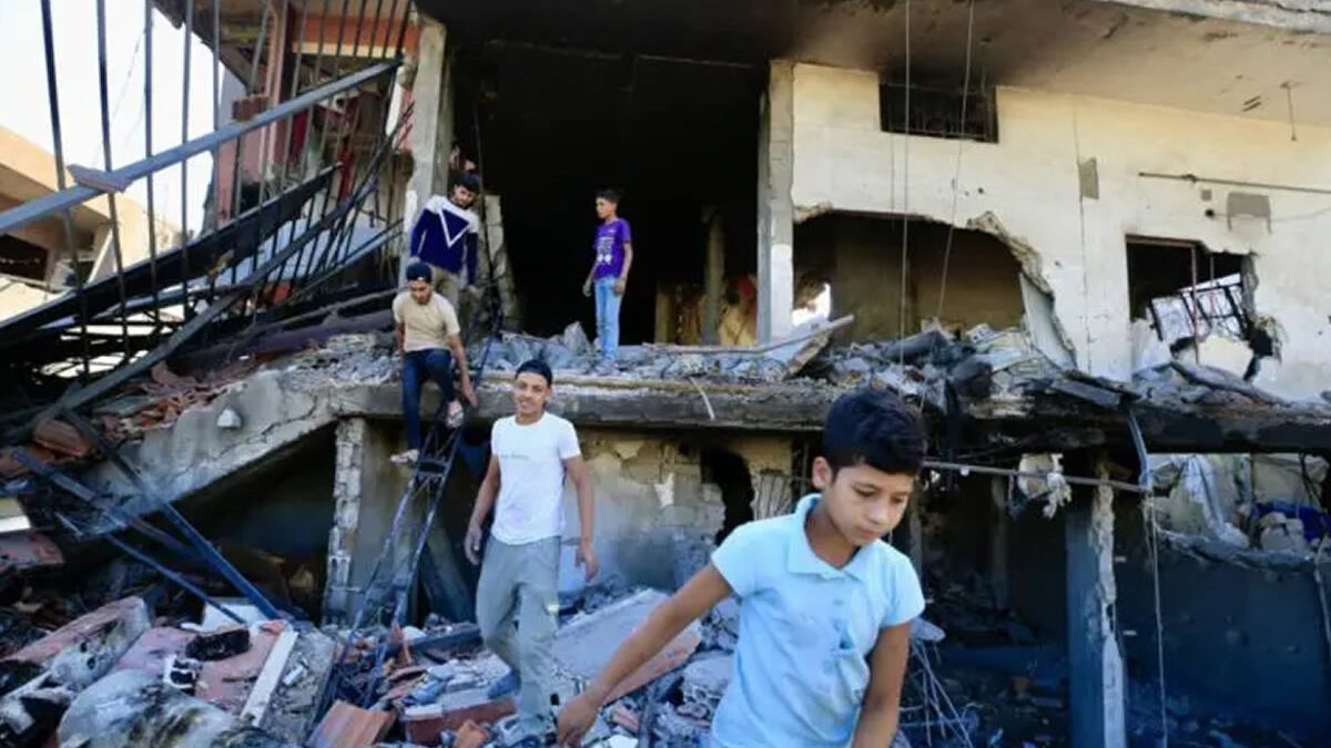 50 niños y 94 mujeres perdieron sus vidas por bombardeos israelíes en el sur y este del Líbano