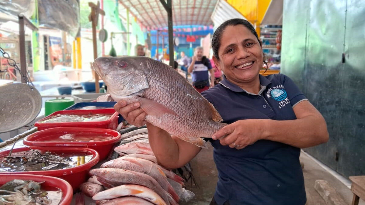 Registran buenas ventas de productos del mar en vacaciones patria