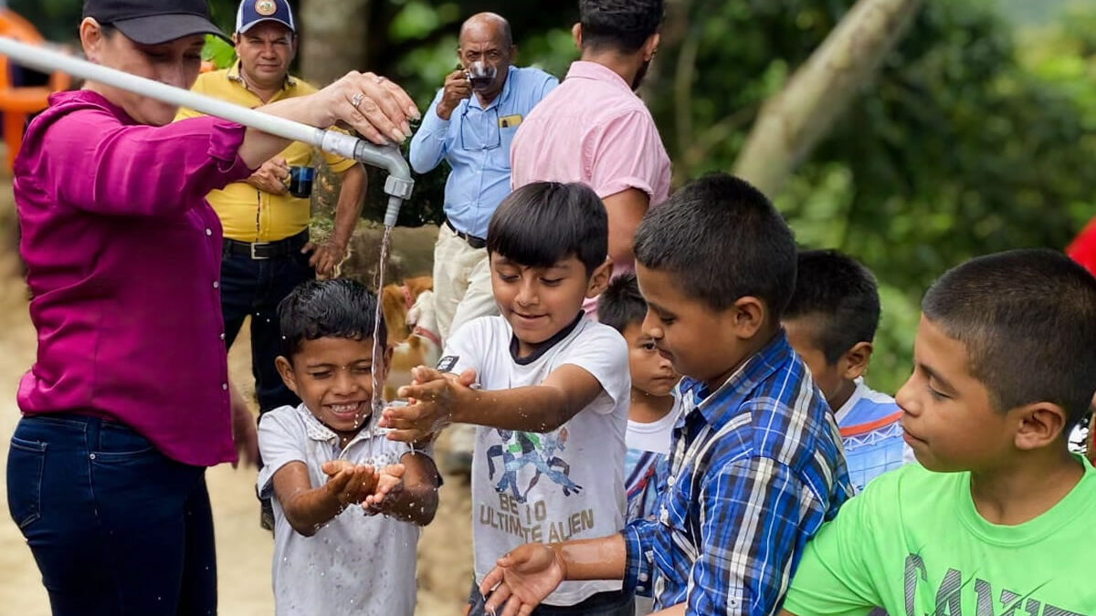 Abastecimiento de agua mejora la calidad de vida en Ciudad Antigua