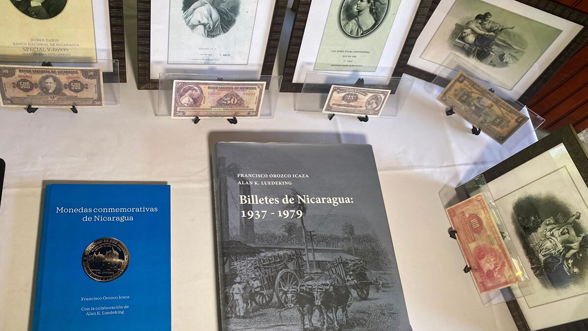 Exhibición de billetes y monedas en Granada resalta la historia de Nicaragua