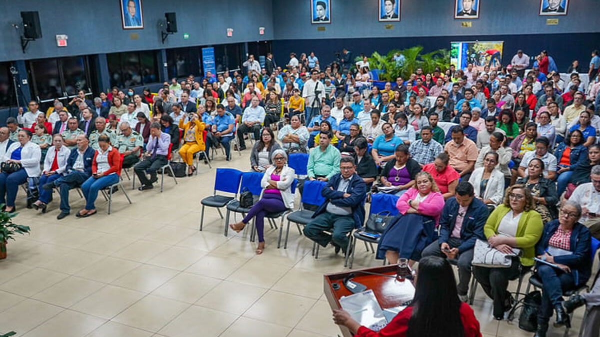 Fortalecen la calidad educativa a nivel nacional con enfoque estratégico