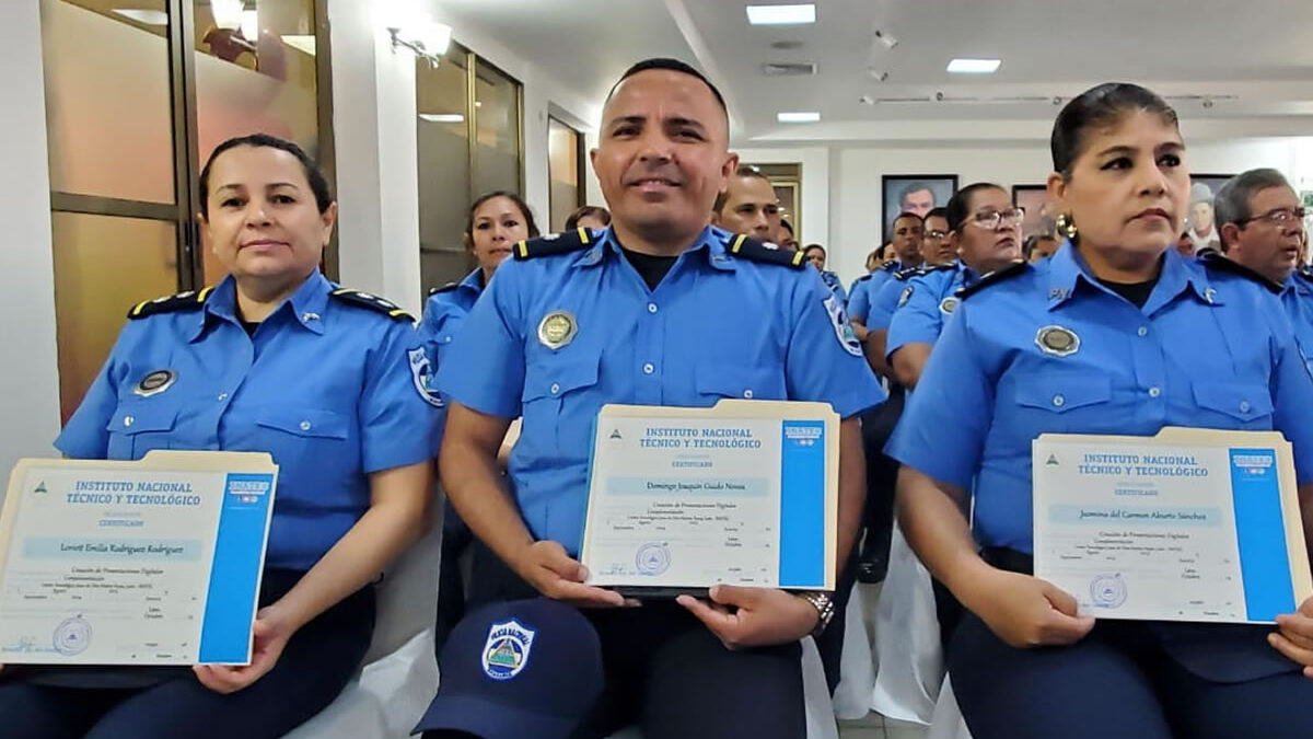 Más de 400 policías finalizan con éxito la III edición del Programa Angelita Morales Avilés