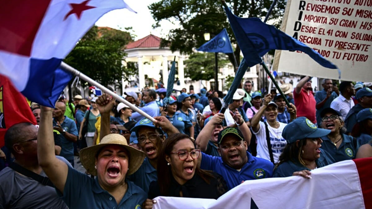 Protestas en Panamá exigen la protección del sistema solidario de pensiones