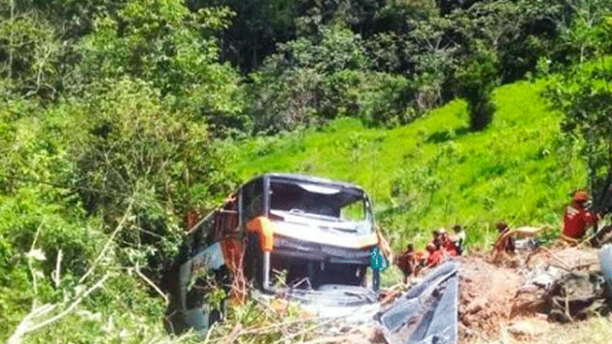 Trágico accidente en Perú deja siete muertos y más de 30 herido