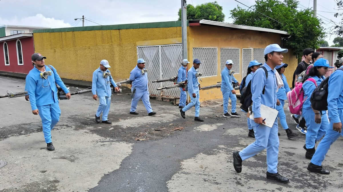 Entornos saludables y limpios, acciones para combatir el dengue en Managua