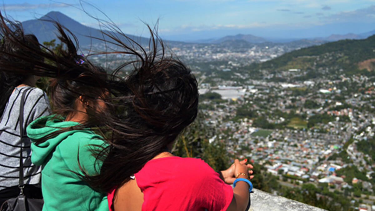 Decretan alerta verde por fuertes vientos y bajas temperaturas en El Salvador