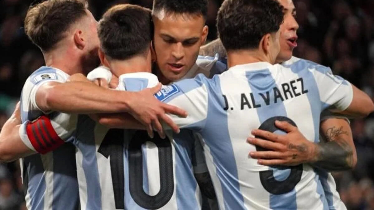 Argentina cerró el 2024 con victoria ante Perú en las Eliminatorias Sudamericanas