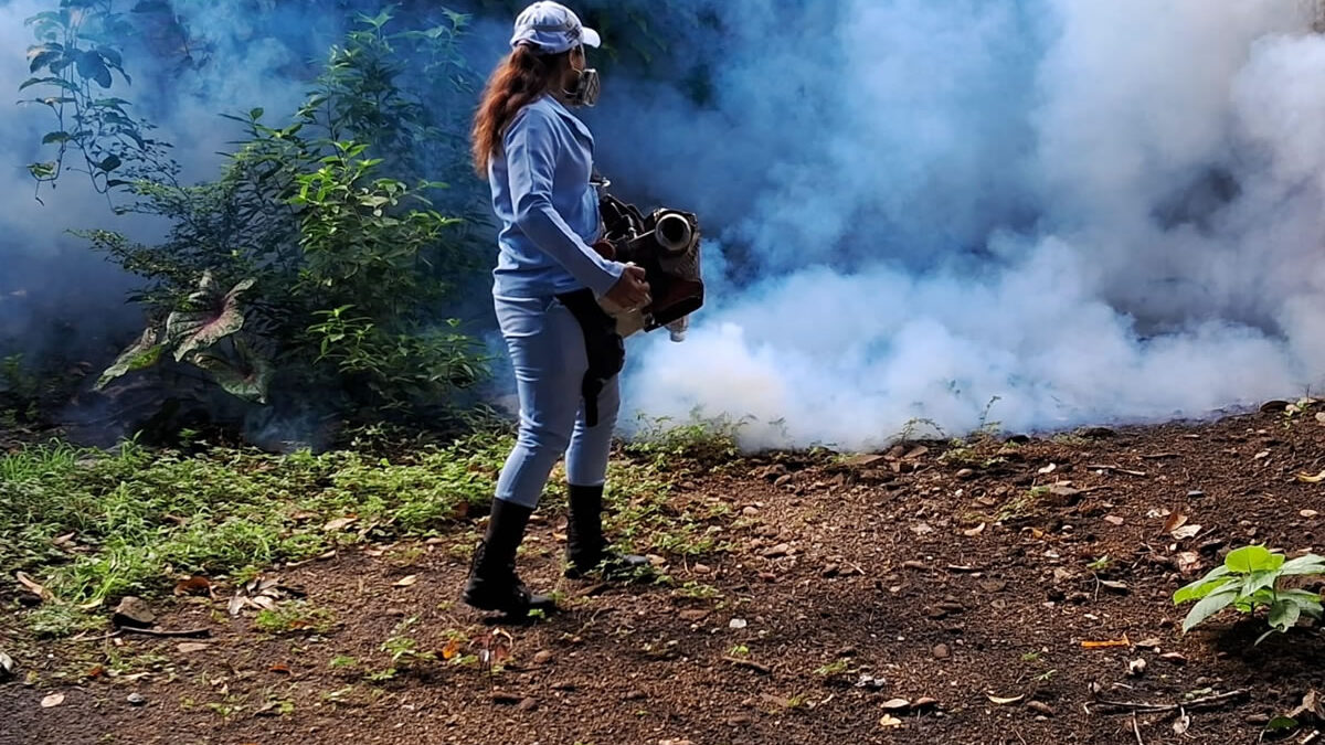 Realizan undécima campaña antiepidémica en el barrio Rigoberto López Pérez