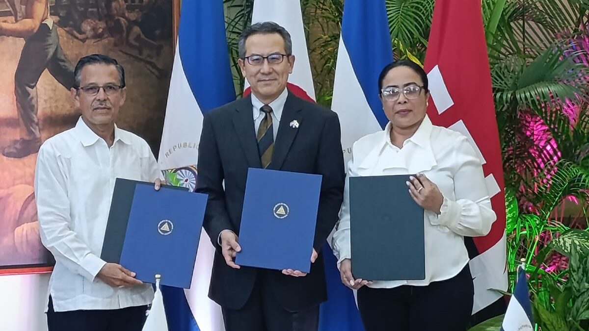 Alcaldías de Bluefields y El Rama firman contrato de cooperación con Japón