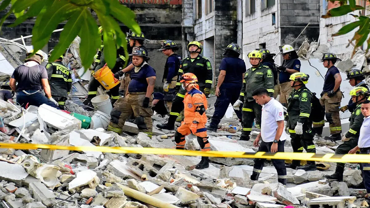 Derrumbe de edificio en Barranquilla deja un fallecido y varios heridos