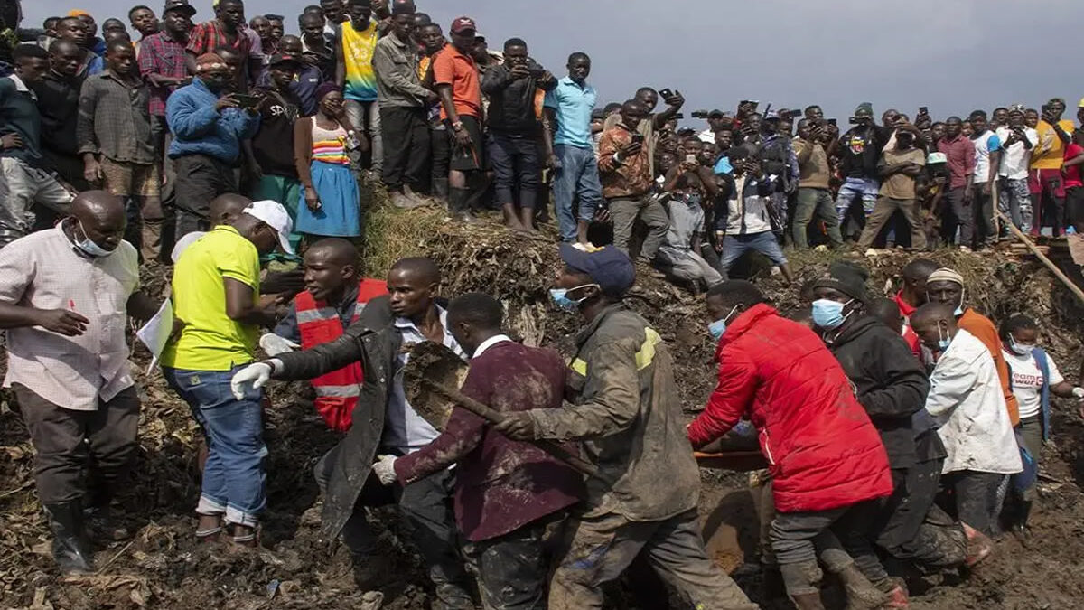 Deslaves e inundaciones dejan 15 muertos y más de 100 desaparecidos en Uganda