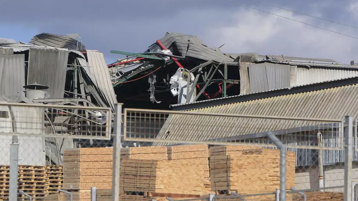 Al menos tres muertos tras una explosión en una fábrica en España