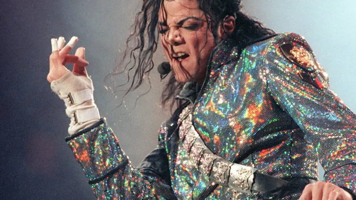 Hallan 12 casetes con canciones inéditas de Michael Jackson, ¡un tesoro musical!