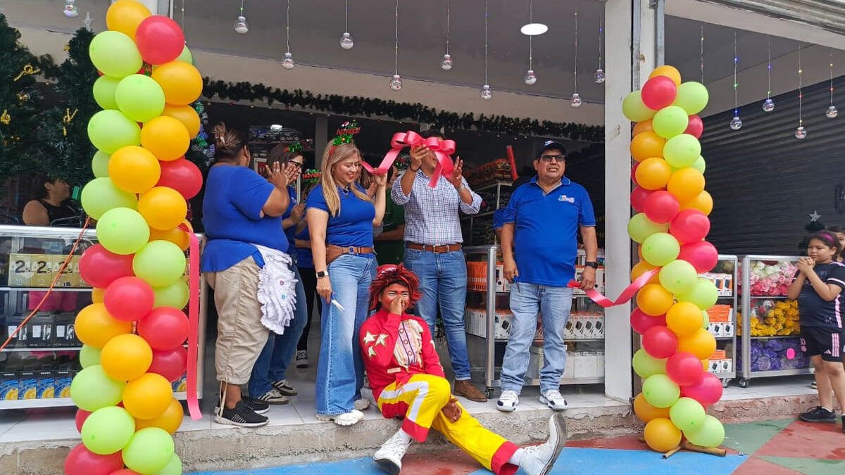 Nueva tienda JJ Variedades abre sus puertas en el mercado Roberto Huembes