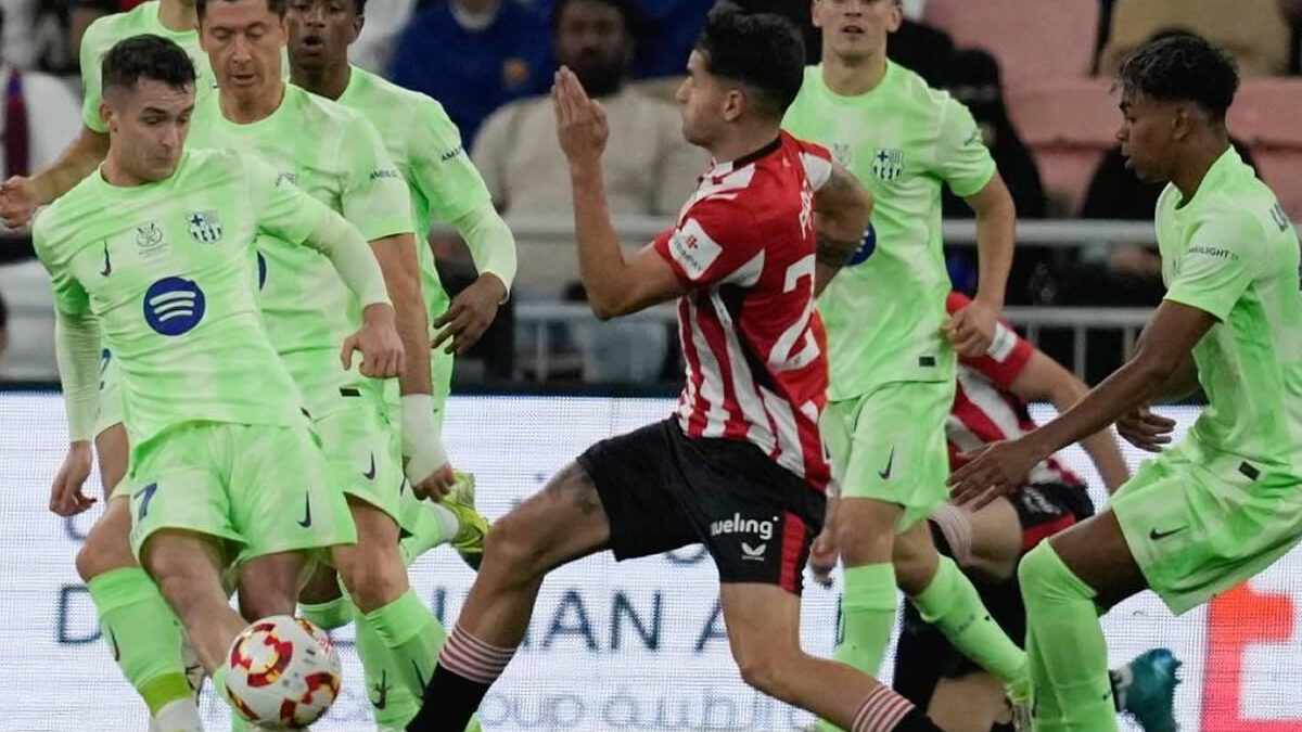 Barcelona derrota al Athletic y se mete en la final de la Supercopa de España