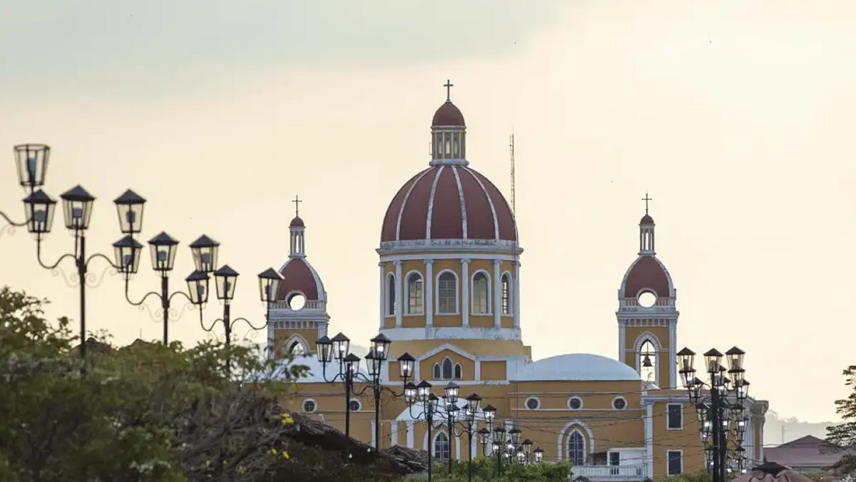 Granada destaca por un aumento del 20 % en su sector hotelero durante el 2024