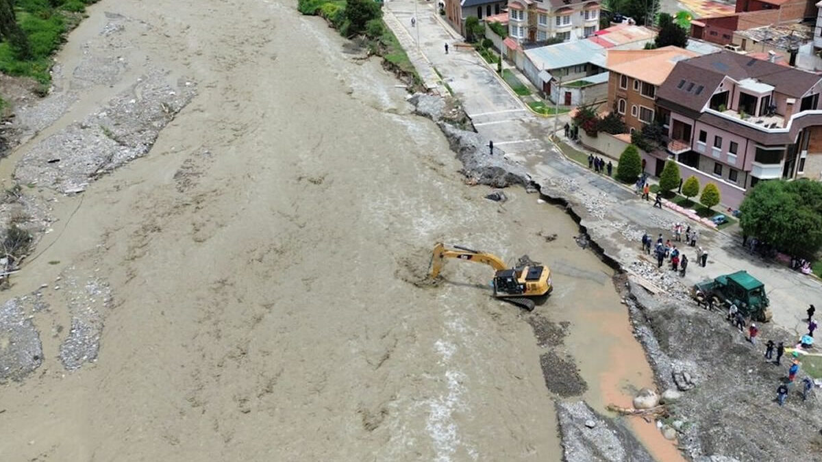 Intensas lluvias generan graves estragos y emergencia en Bolivia