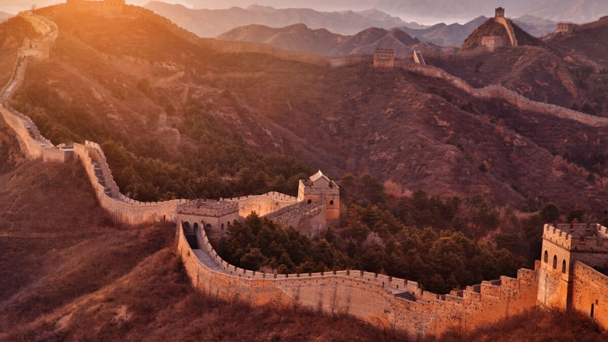 Detienen a matrimonio por extraer y vender ladrillos de la Gran Muralla China