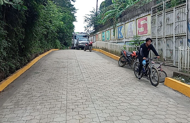 Inauguran nuevas calles adoquinadas en comunidad de San Marcos