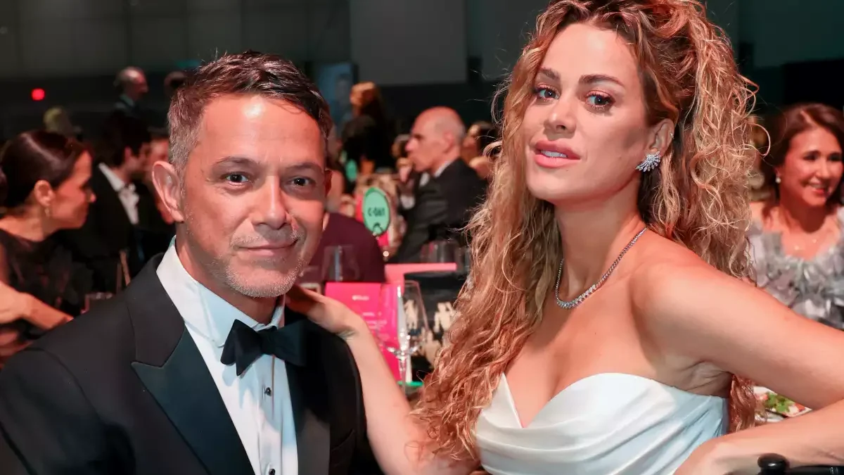 Qué pasa en la relación de Alejandro Sanz y Candela Márquez?