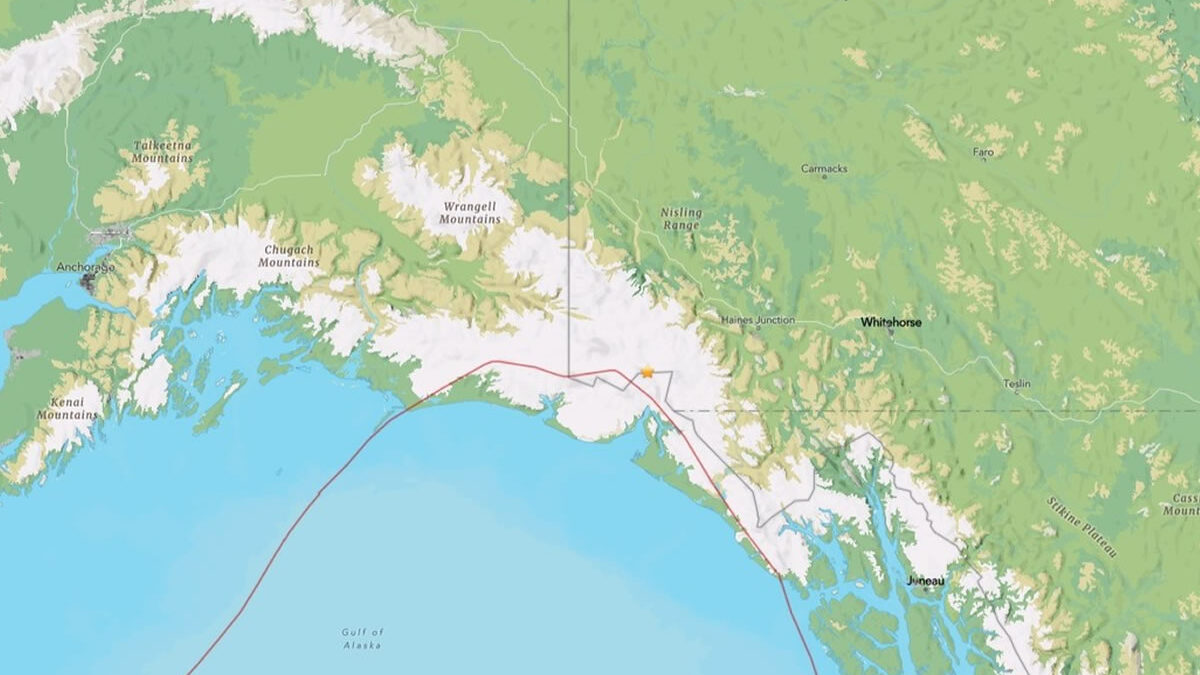 Sismo de 7,0 sacude el sur de Alaska y alerta a la población