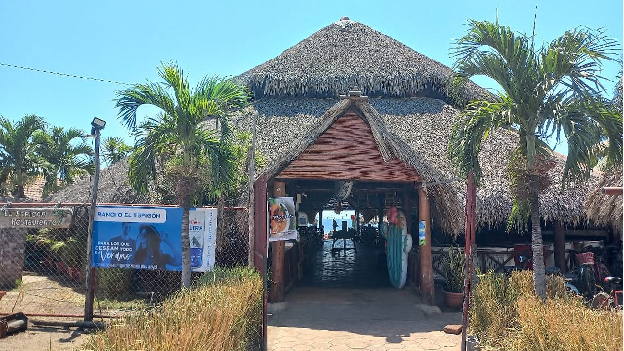 Mejora la oferta gastronómica de Corinto para la Semana Mayor con la carretera costanera