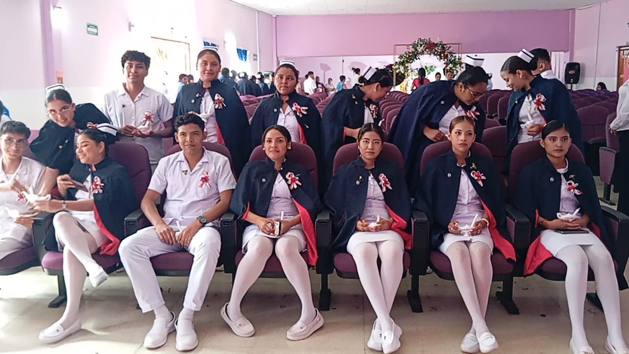 Carazo suma 126 enfermeros al sistema de salud