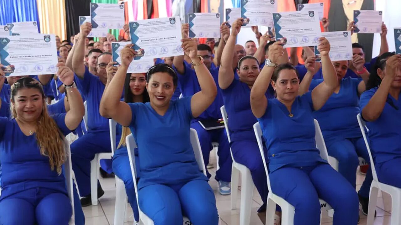 Reconocen esfuerzo de internas en Tipitapa