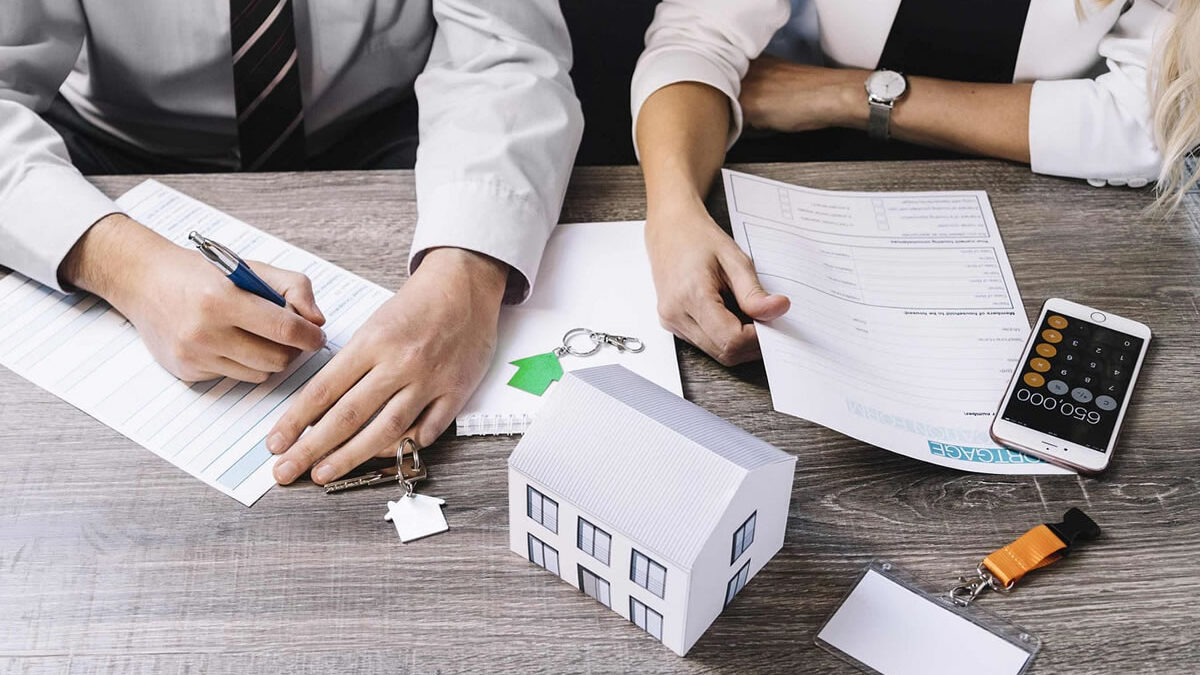 INVUR aprueba nuevas normativas para supervisar a corredores inmobiliarios